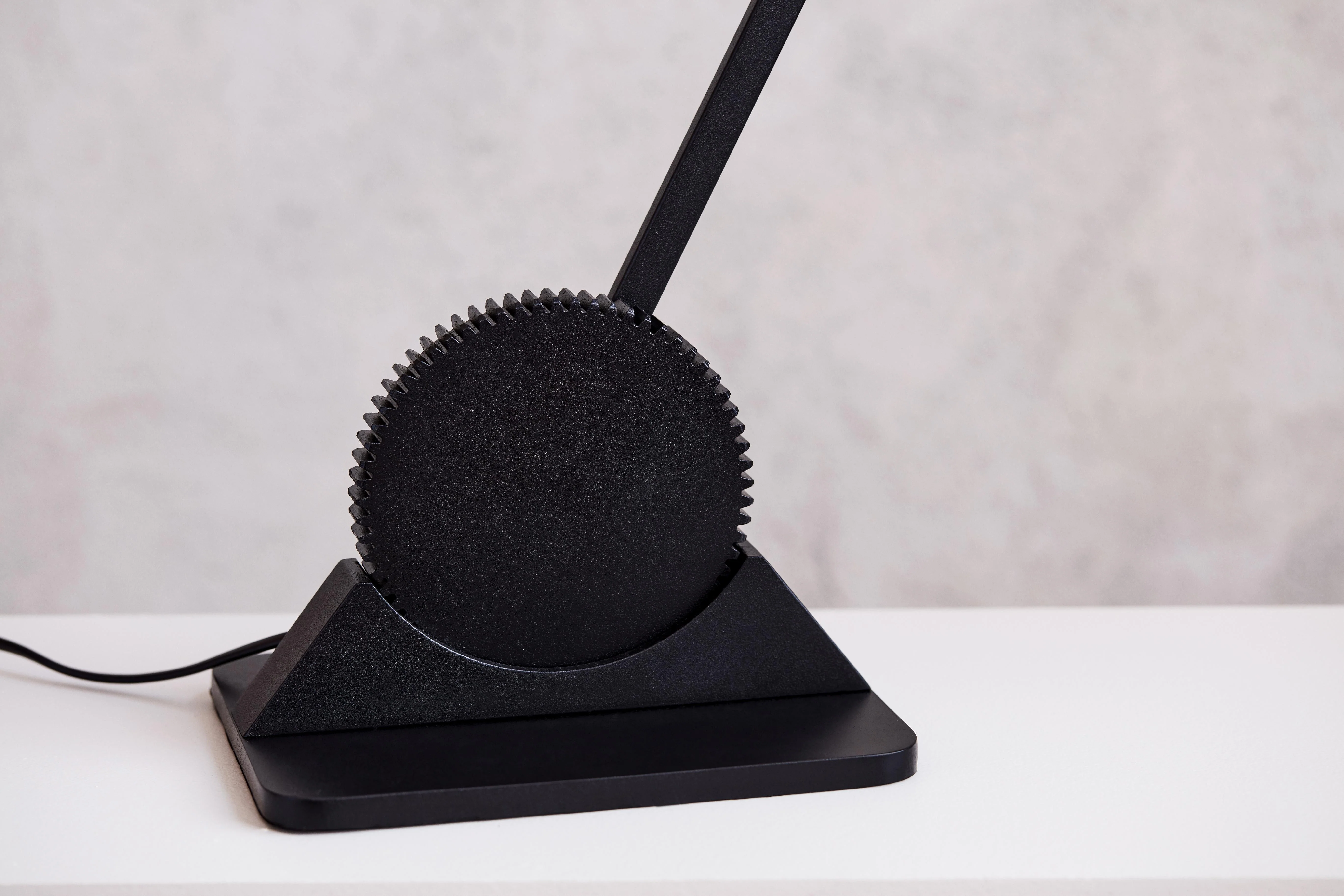 Gear table lamp - Image 3