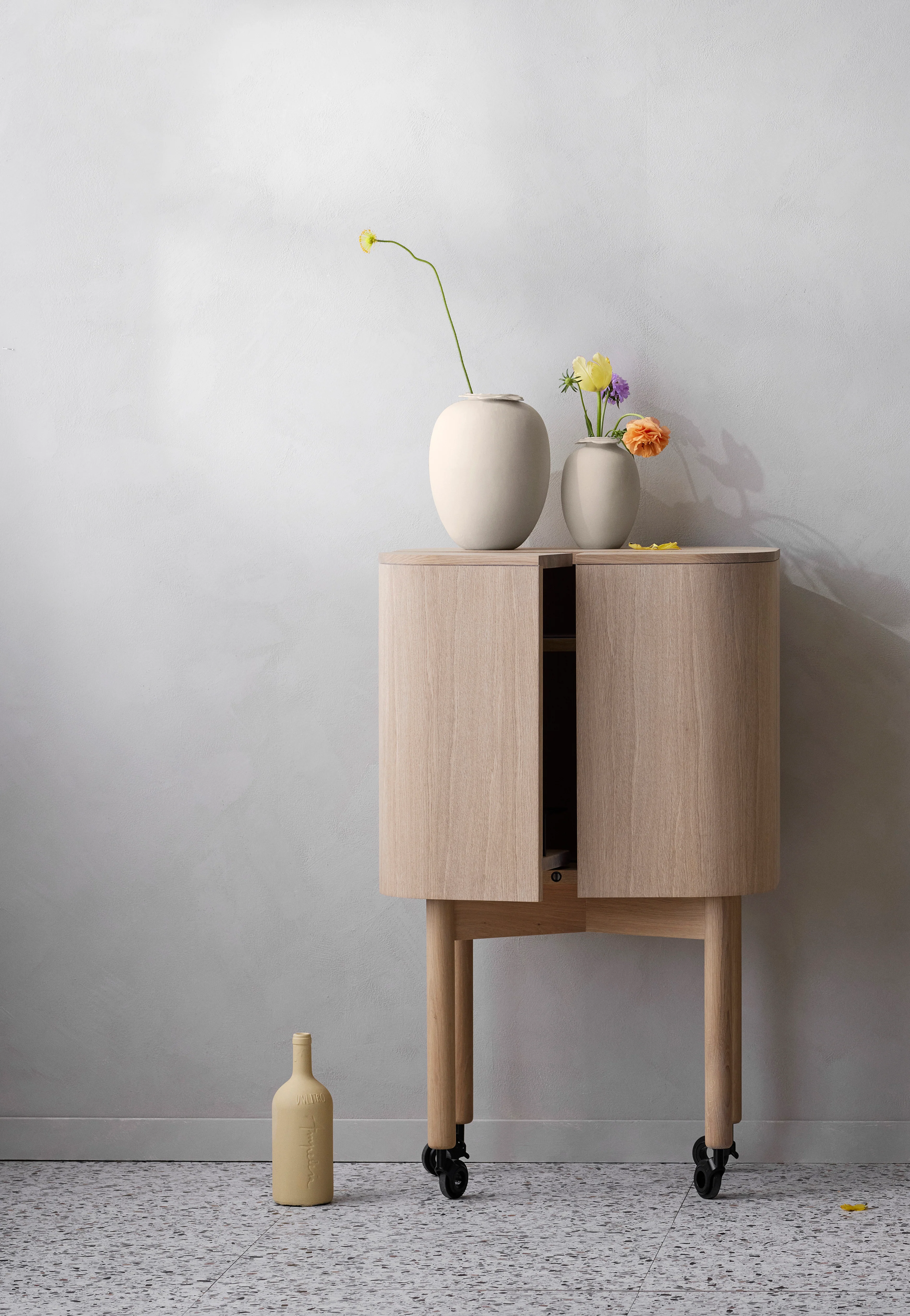 Loud bar cabinet - Image 8