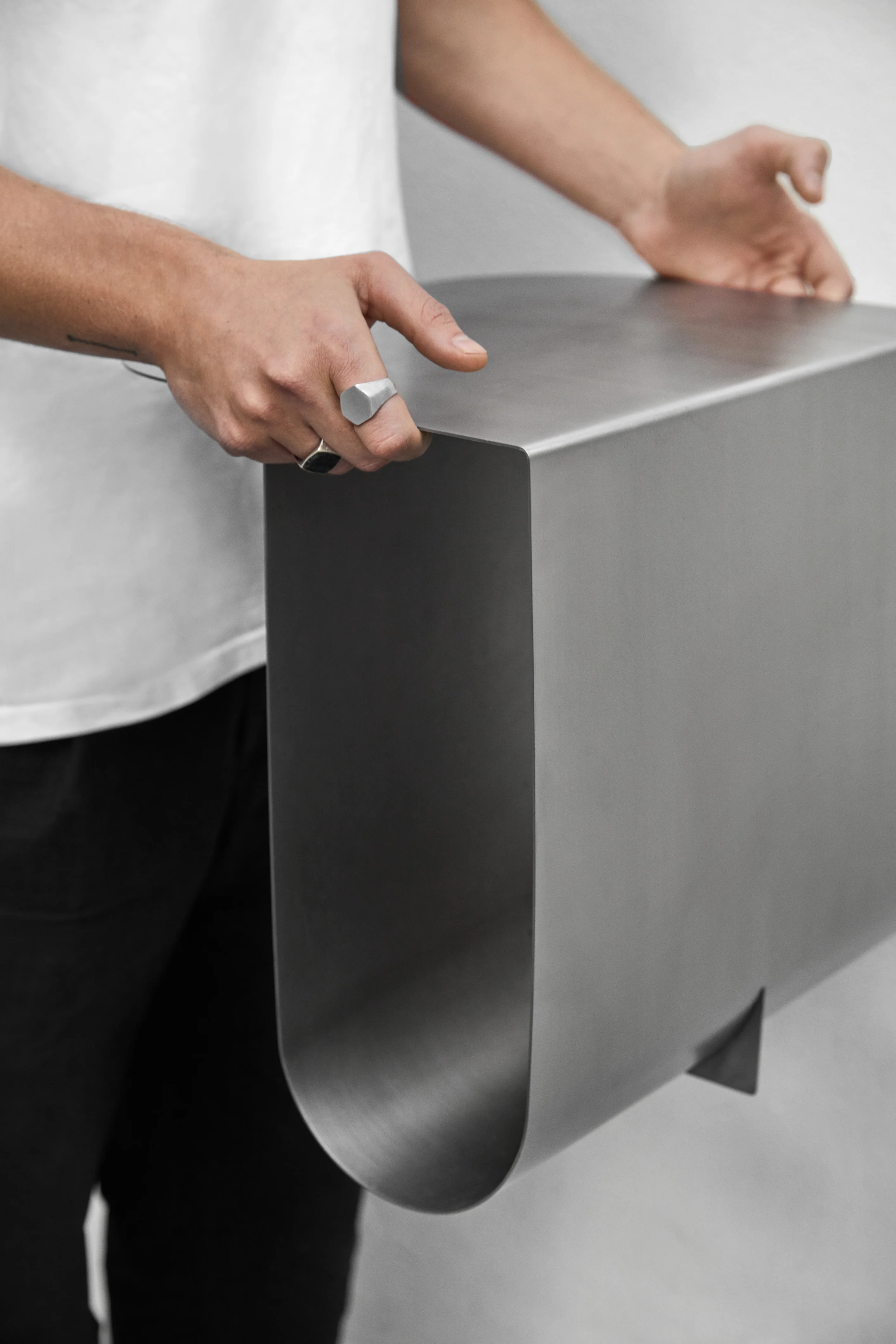 Mass side table - Image 8