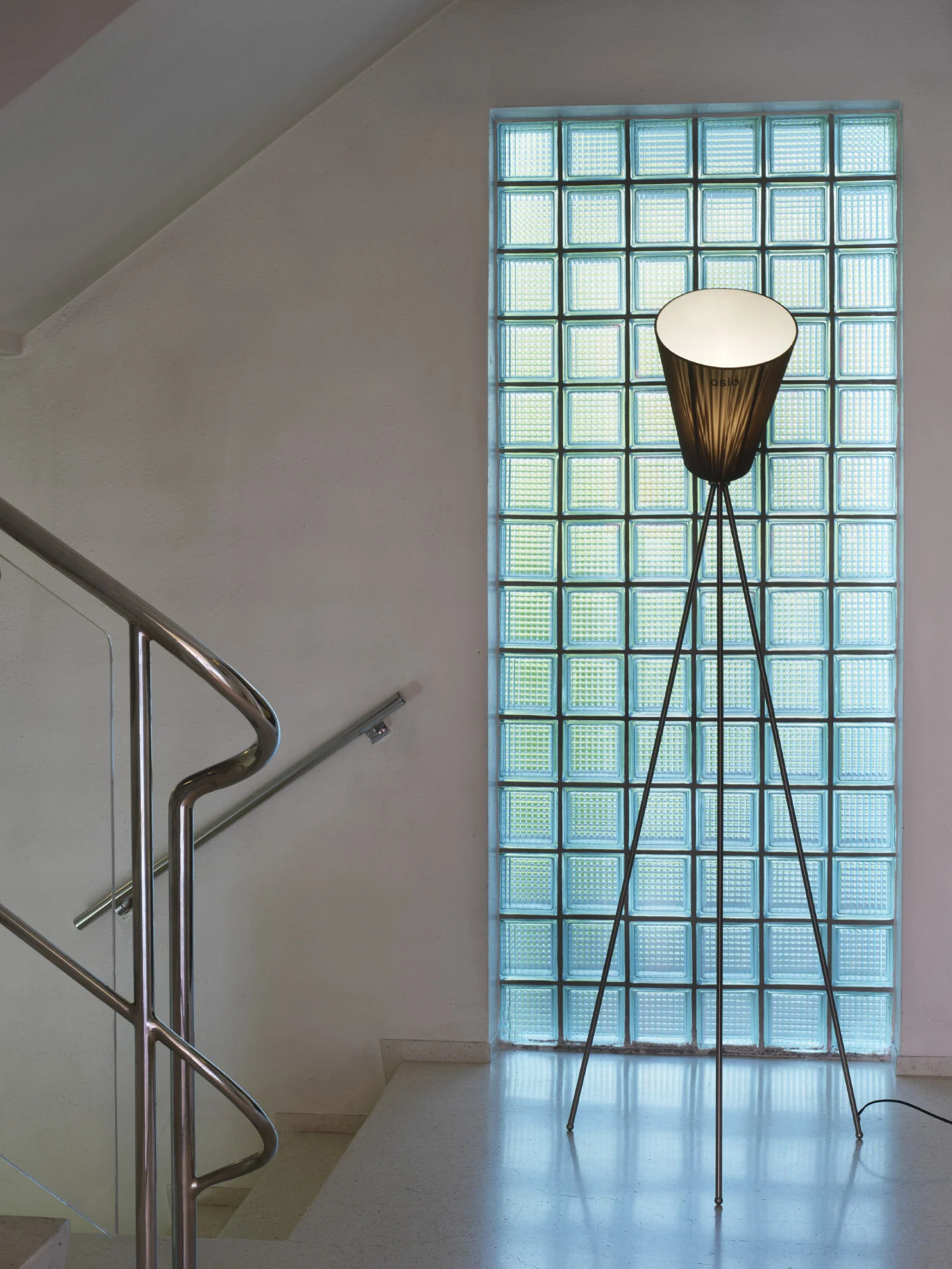 Oslo Wood floor lamp - Image 17