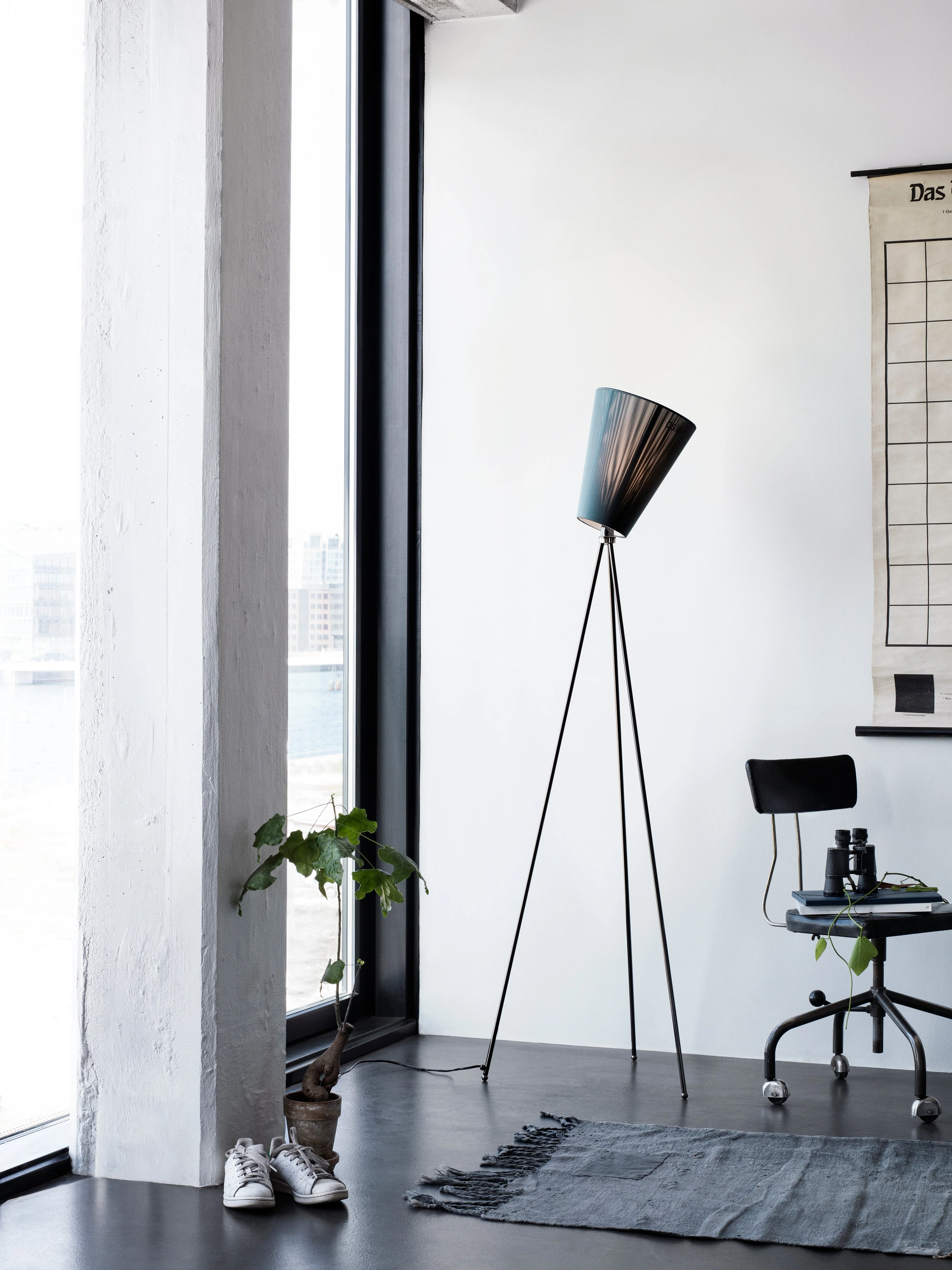 Oslo Wood floor lamp - Image 19